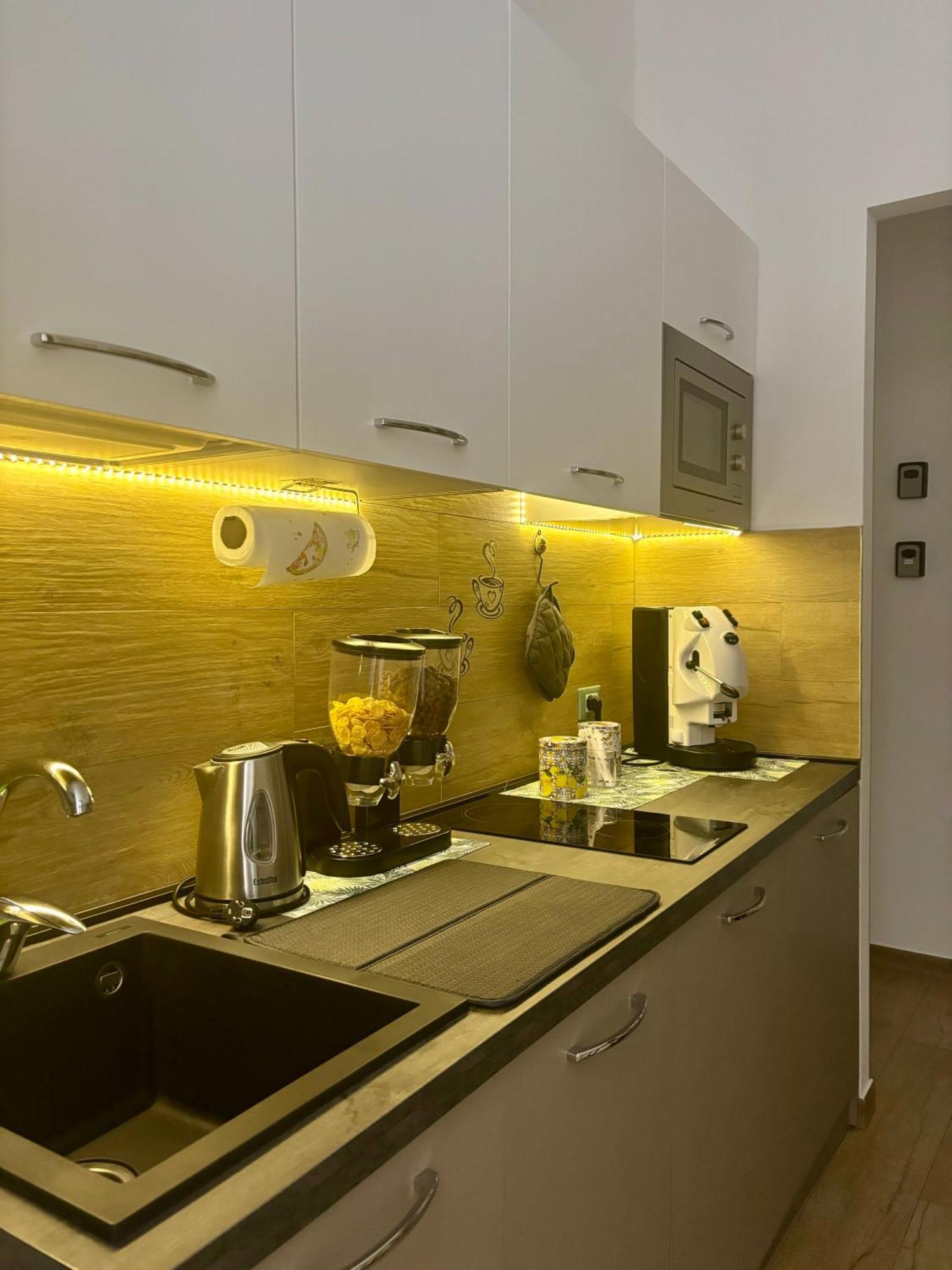 D'Aragona Guest House Палермо Екстериор снимка